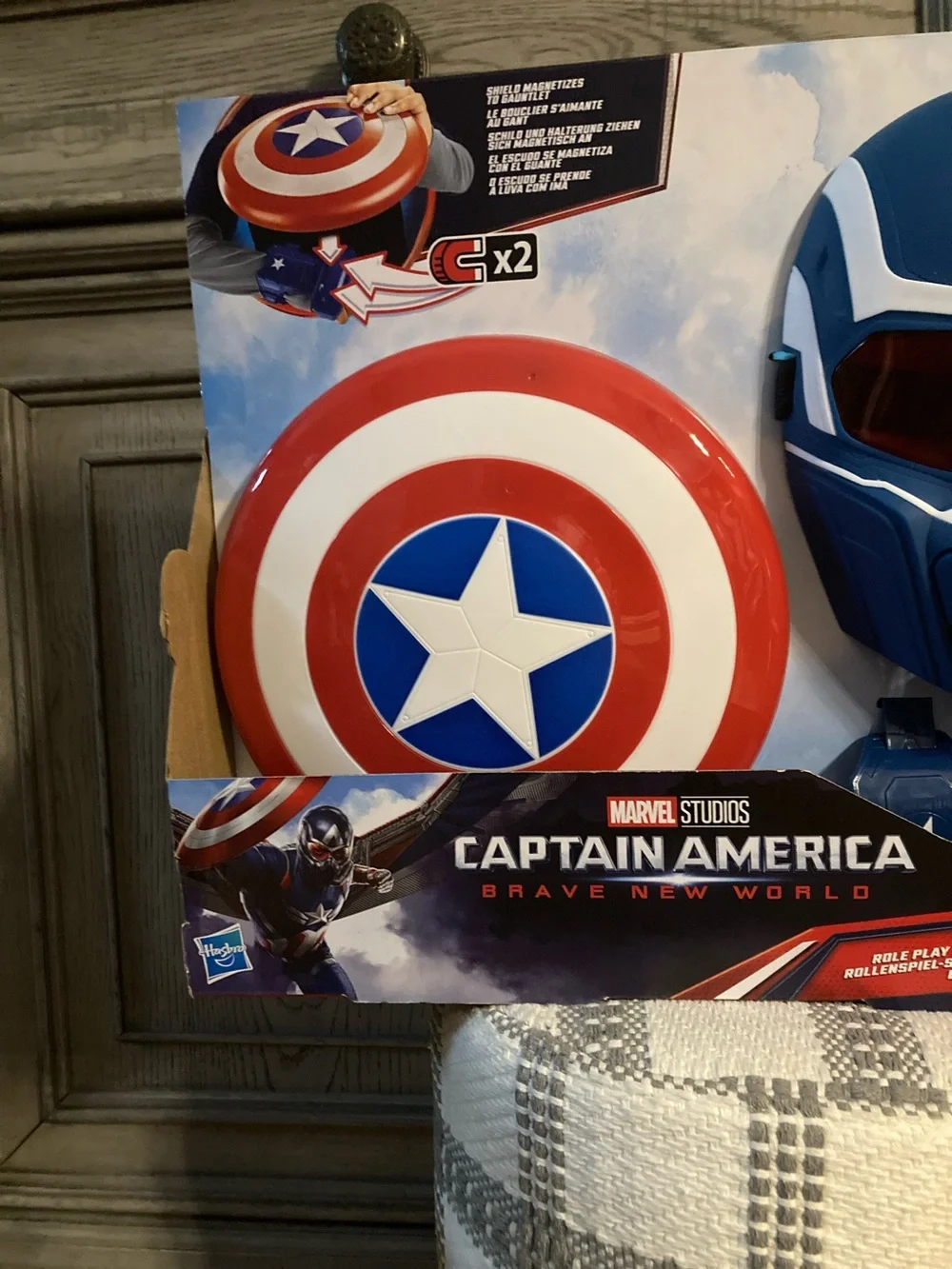 MARBLE Captain America Kids Role-Play Mask and Shield Set - Blue & Red
